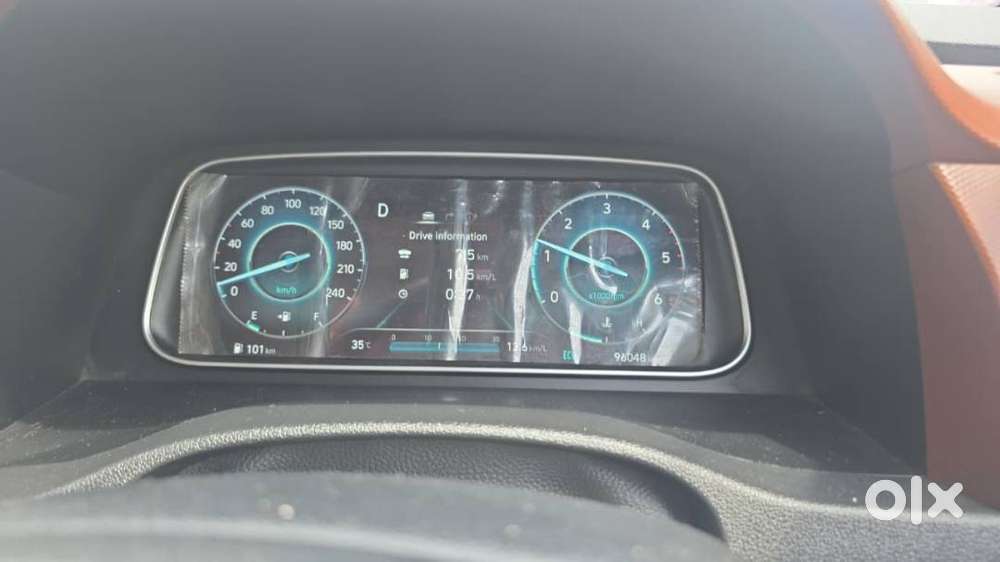 Hyundai Alcazar Signature (o) Diesel 6at 1st Owner