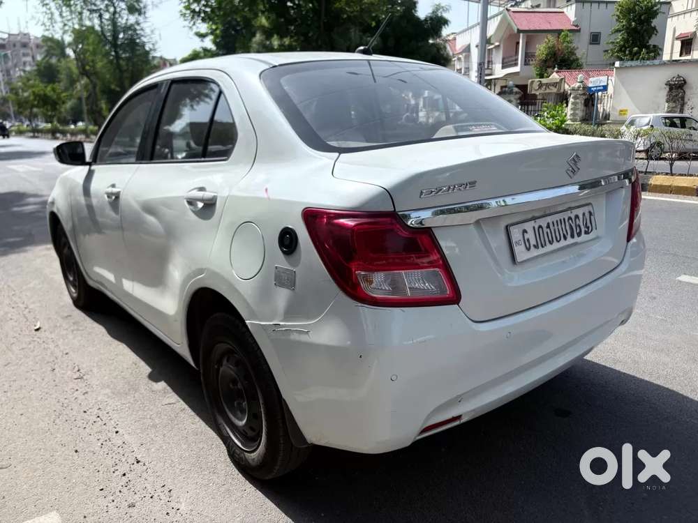 Maruti Suzuki Swift Dzire Vxi, 2022, Petrol