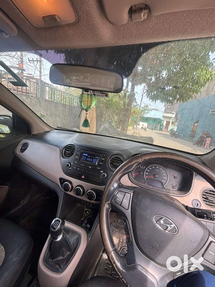 Hyundai Grand I10 Petrol 2015