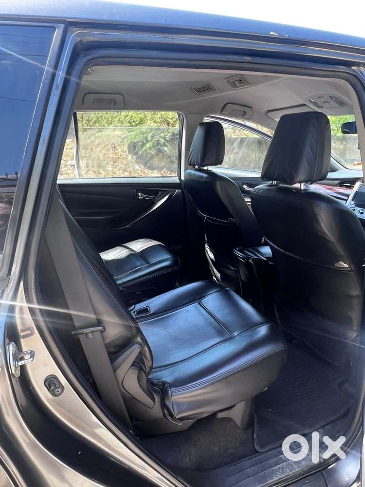 Toyota Innova Crysta 2.8 Gx At, 2017, Diesel