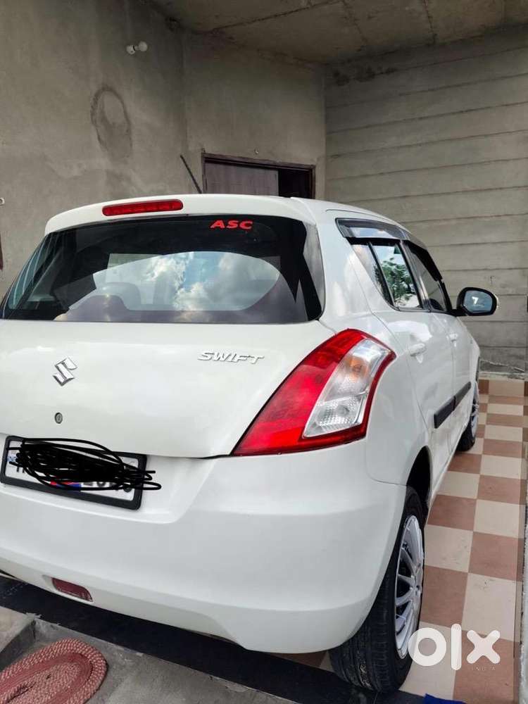Maruti Suzuki Swift 2015 Diesel Well Maintained