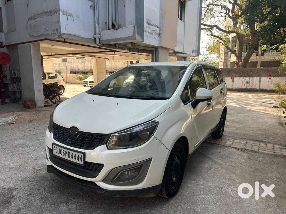 Mahindra Marazzo Diesel 2018