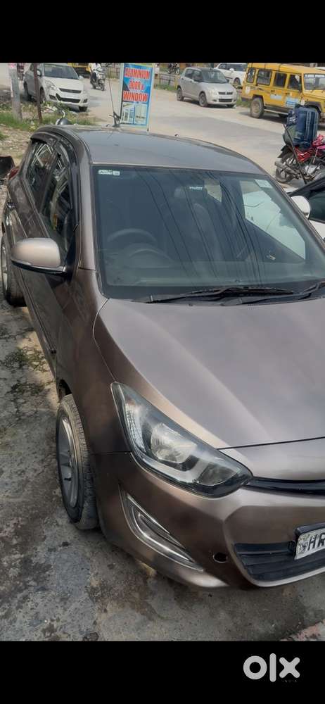 Hyundai I20 Petrol Manual 2012