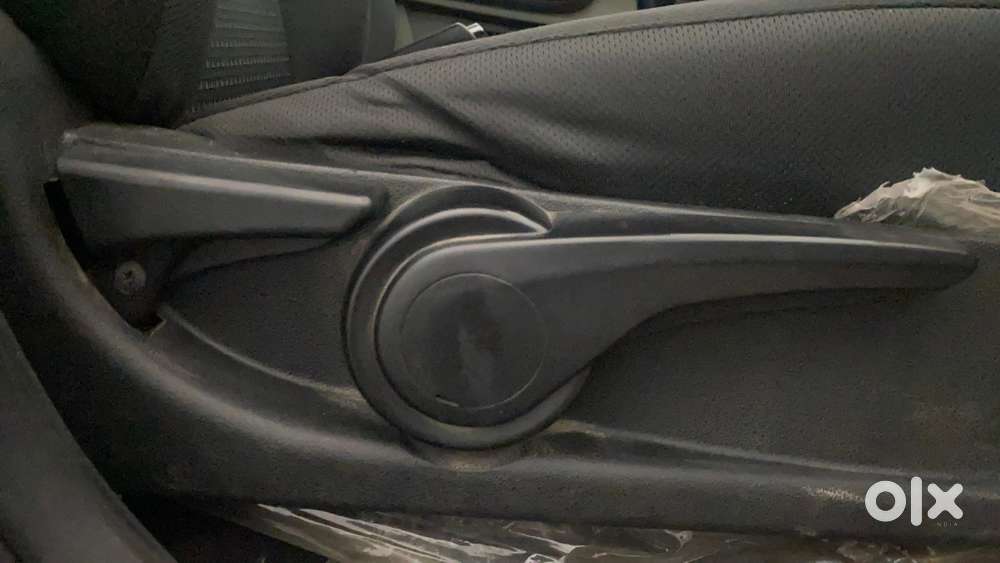 Tata Tiago 1.2 Revotron Xza, 2017, Petrol