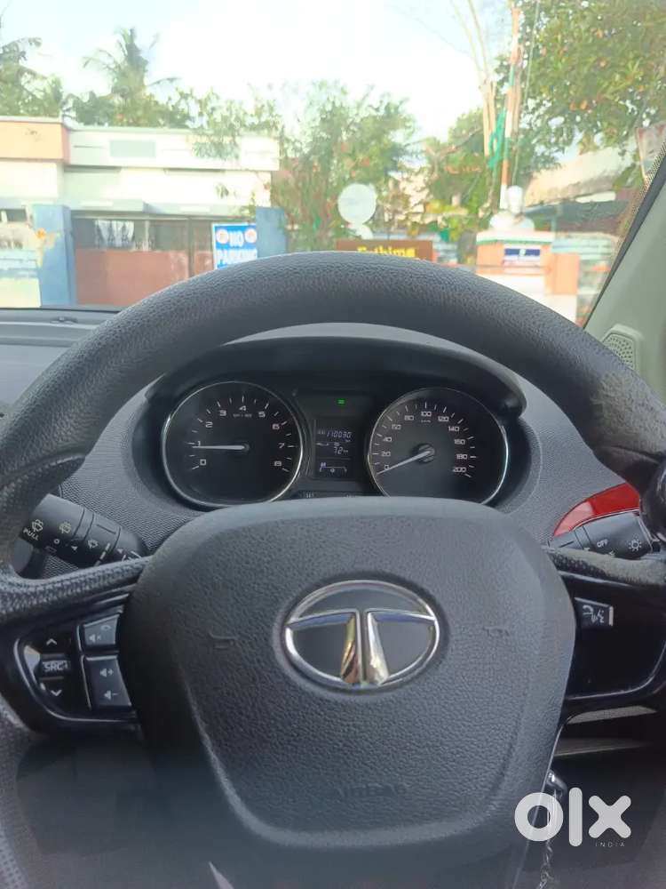 Tata Tiago Full Option