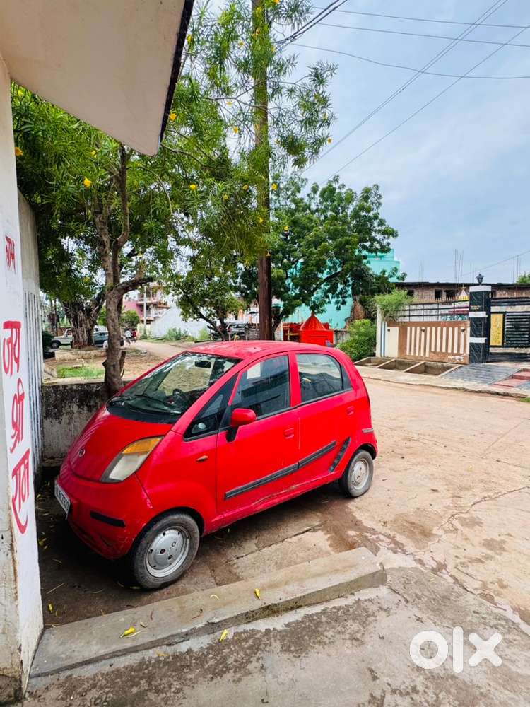 Tata Nano Petrol 2011 Model Red Colour