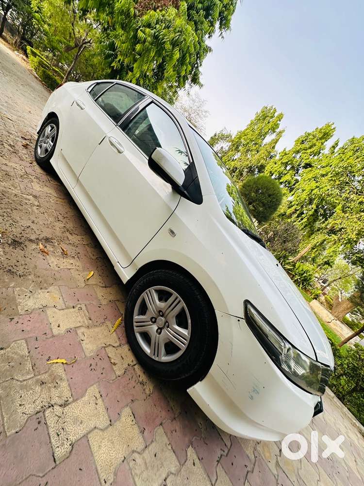 Honda City Petrol+cng 2011