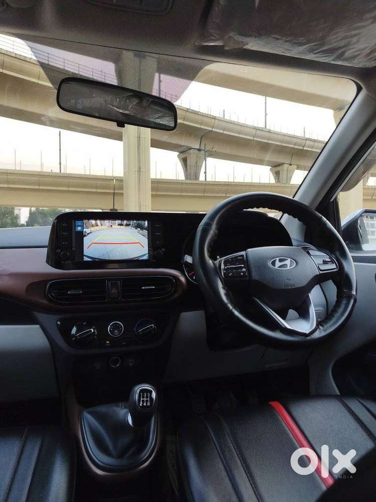 Hyundai Aura 1.2 Sx Cng, 2025, Cng & Hybrids