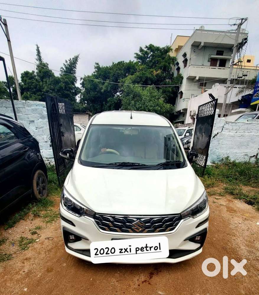 Maruti Suzuki Ertiga Zxi Shvs, 2020, Petrol