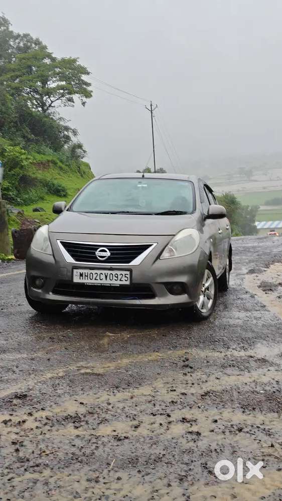 Nissan Sunny Top Model