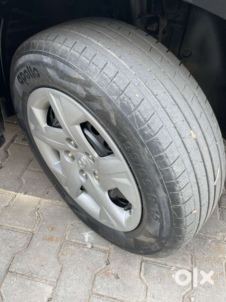 Hyundai Venue S 1.2 Petrol, 2022, Petrol