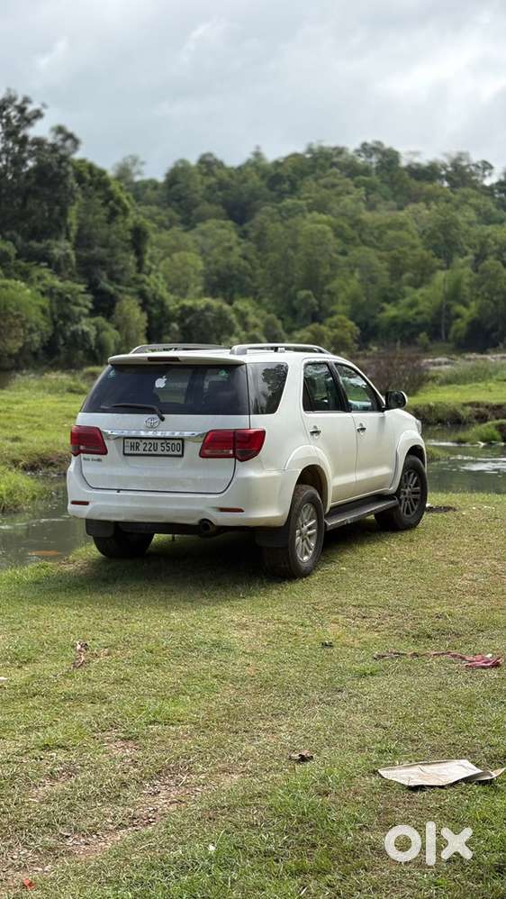 Toyota Fortuner Diesel 2012