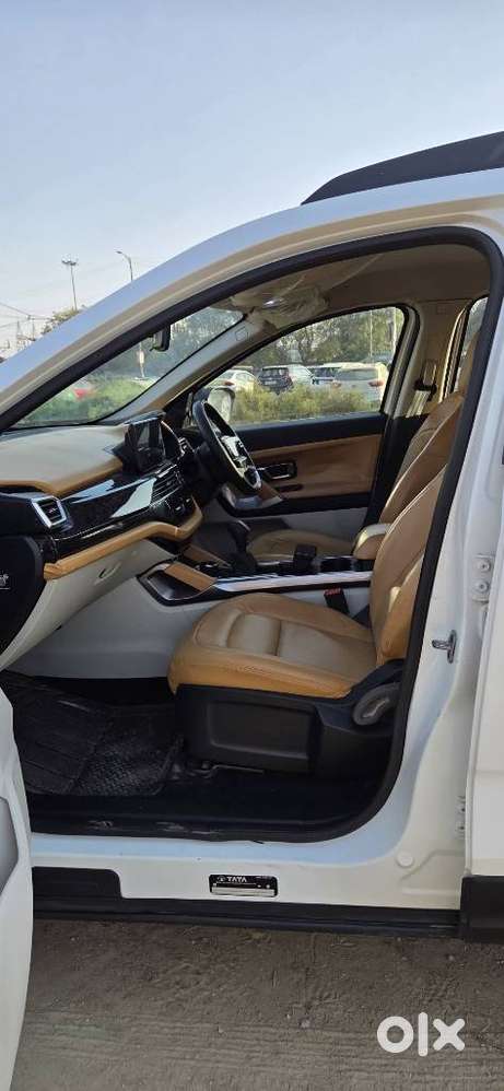 Tata Safari Pure Plus, 2024, Diesel