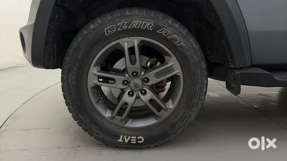 Mahindra Thar Lx Hard Top Petrol Mt 4wd, 2021, Petrol