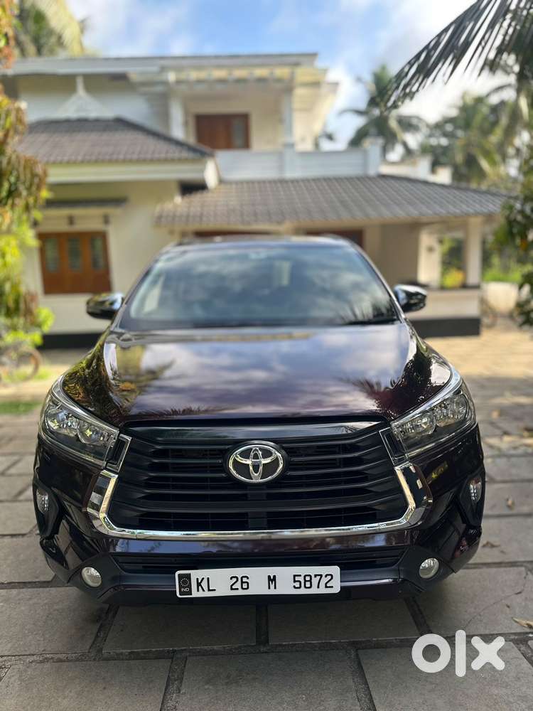 Toyota Innova Crysta 2022