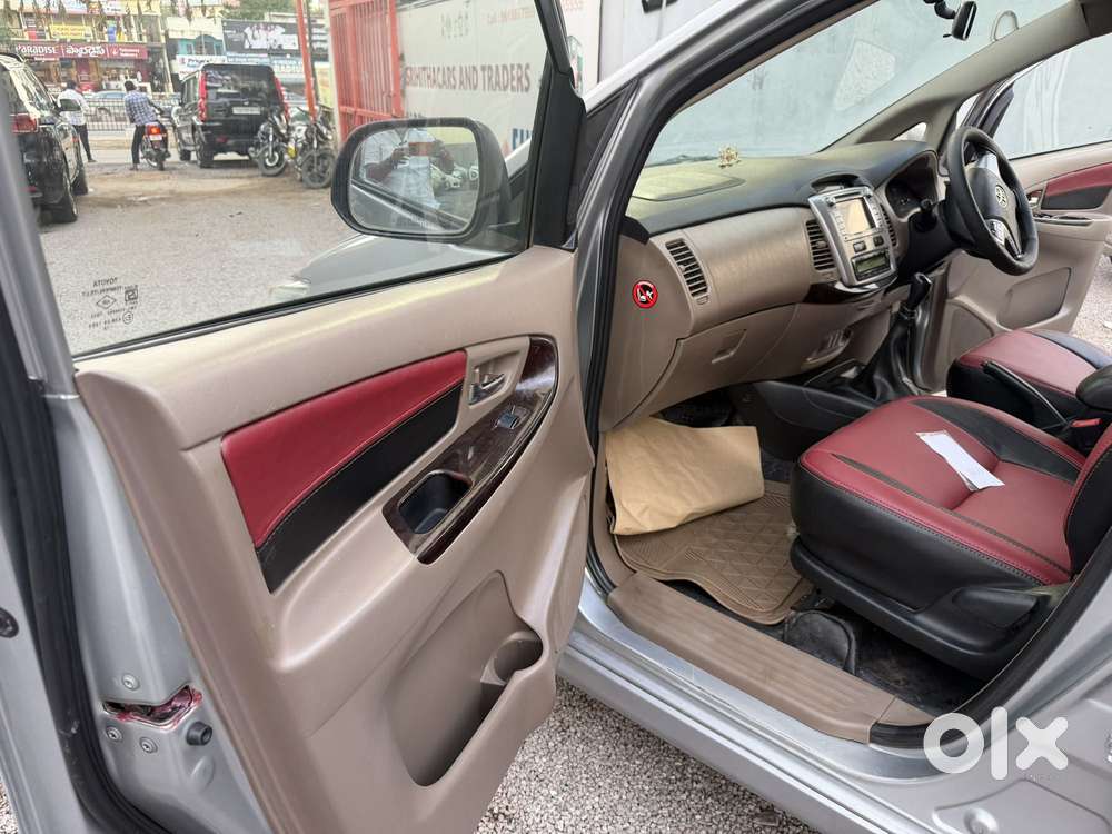 Toyota Innova 2.5 Vx 8 Str, 2015, Diesel