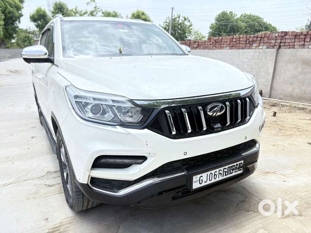 Mahindra Alturas G4 4x2 At, 2022, Diesel