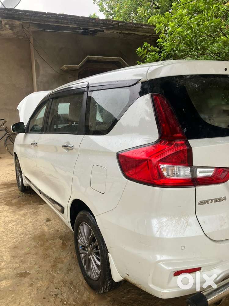 Maruti Suzuki Ertiga 1.5 Zxi 2019 Top Model Manual