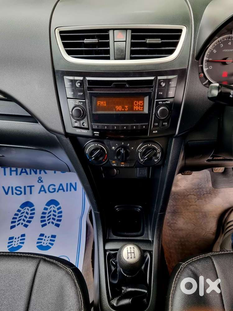 Maruti Suzuki Swift Vxi + Manual, 2016, Petrol