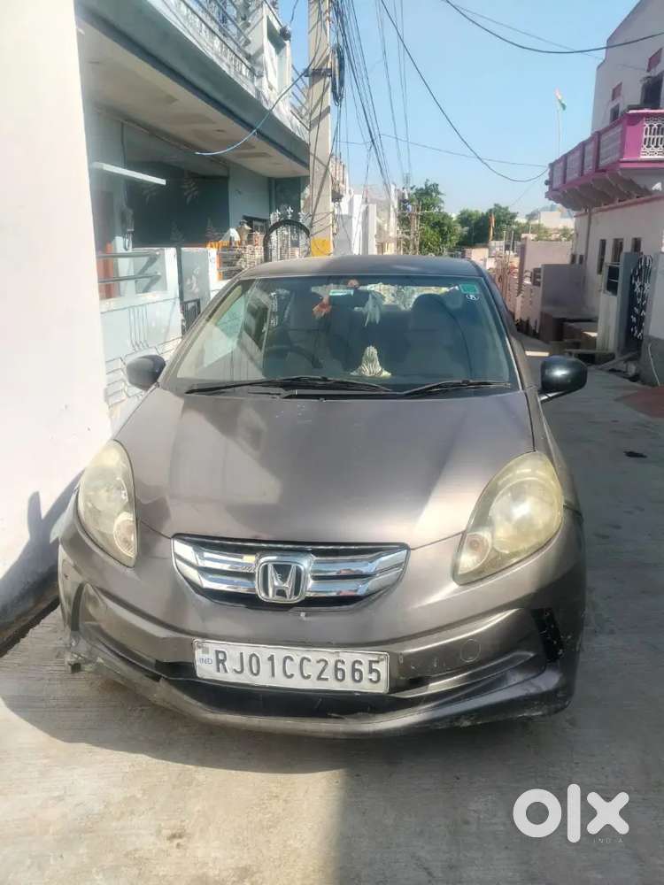 Urgent Sale Honda Amaze 1.5 Smt 2014