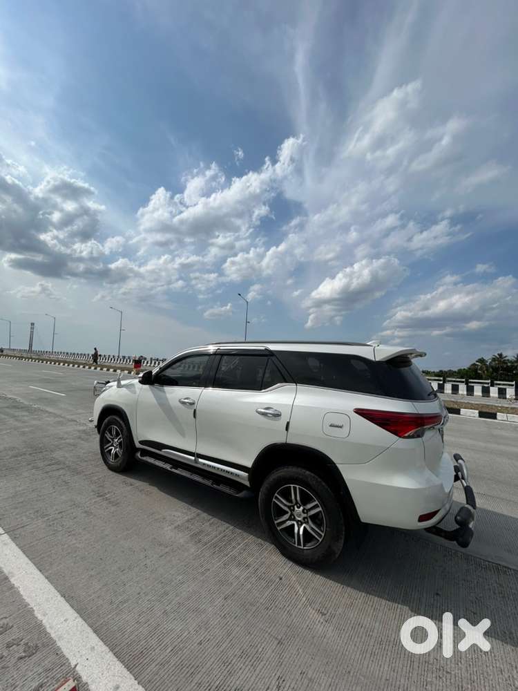 Toyota Fortuner 2.8 Diesel Manual 2018  Excellent Condition
