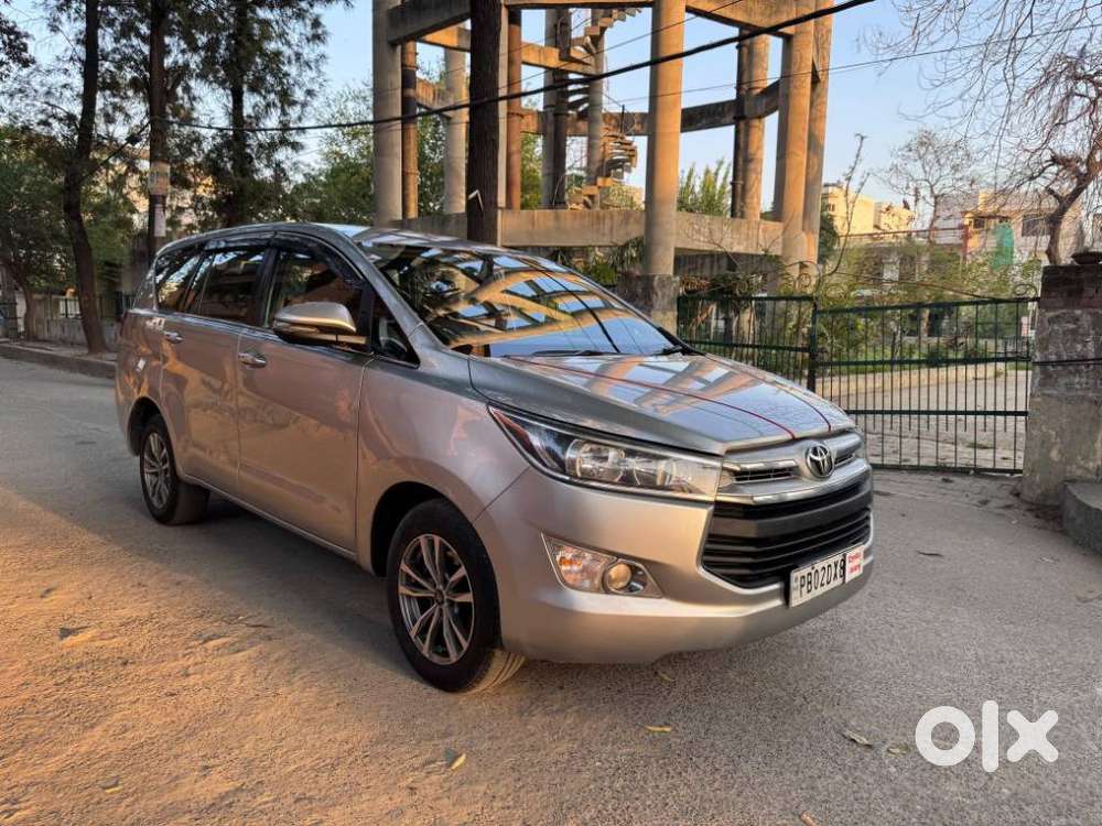 Toyota Innova Crysta 2.4 Gx Mt, 2019, Diesel