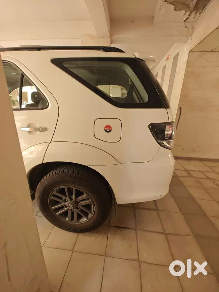 Toyota Fortuner 4*4 At 2015 Diesel Well Maintained With Company Record