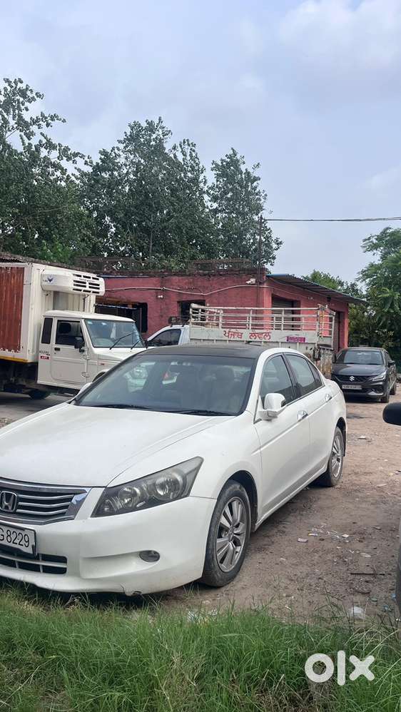 Honda Accord Petrol 2011