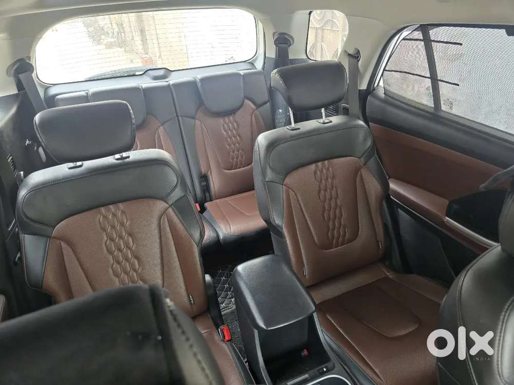 Hyundai Alcazar October 2021 Top Model A-one Condition Full Loaded