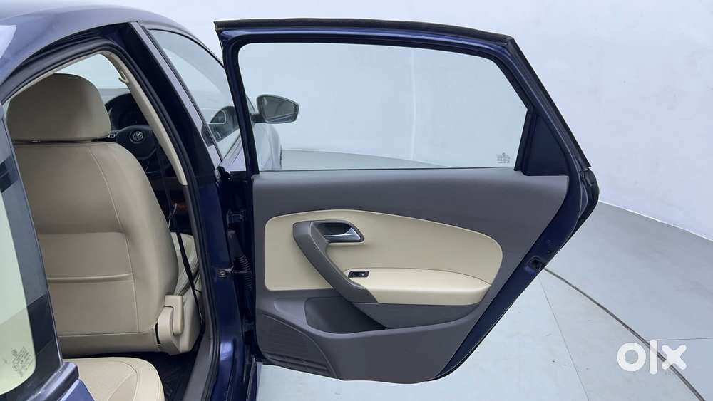 Volkswagen Vento 2010-2013 Petrol Highline, 2015, Petrol