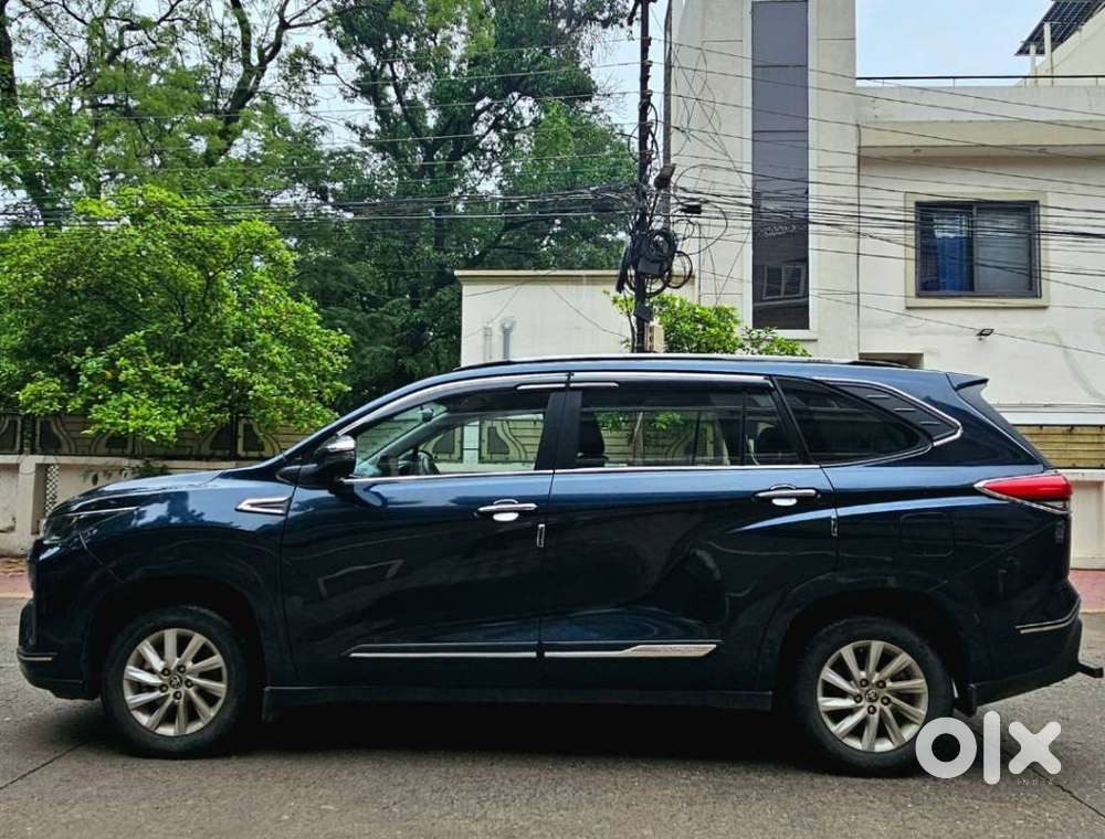 Toyota Innova Hycross 2.0 Gx 7 Str, 2023, Petrol