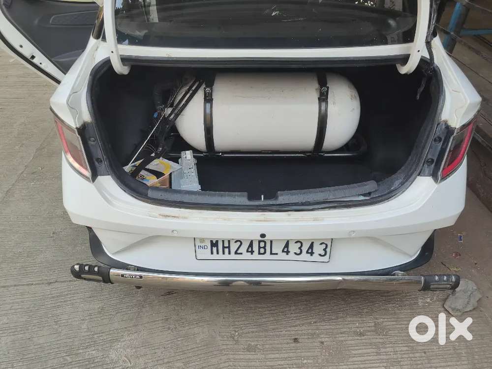 Aura For Sell Cng 2022 Model 75000 Km Driven