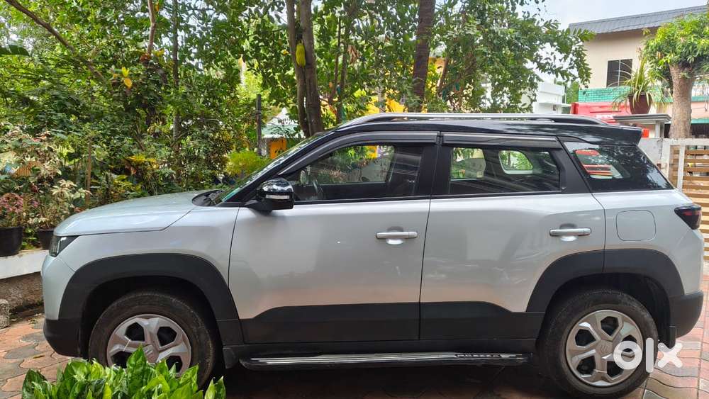 Maruti Suzuki Brezza 1.5 Lxi Cng, 2023, Petrol