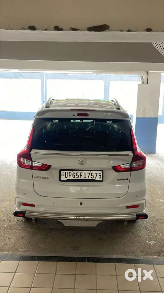 Nice Car Family Good Looking Car Vip Number