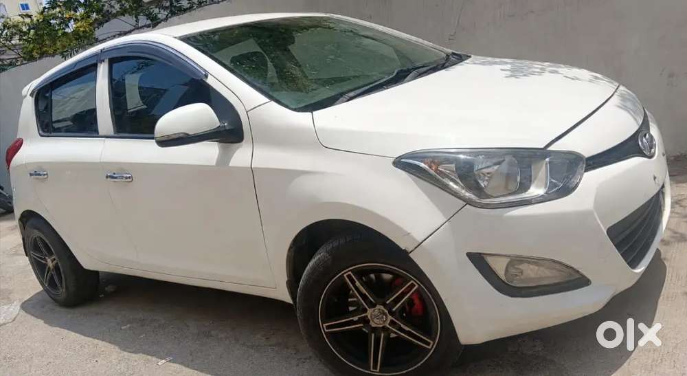 Hyundai I20 Sportz 2012