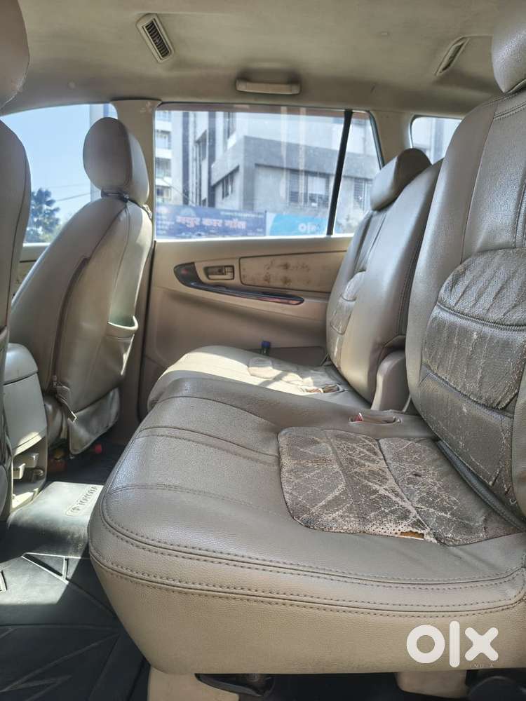 Toyota Innova 2.5 G (diesel) 8 Seater, 2012, Diesel