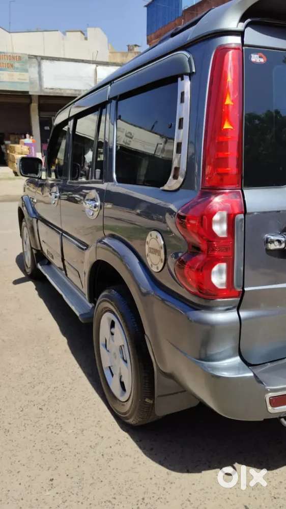 Mahindra Scorpio Classic 2022