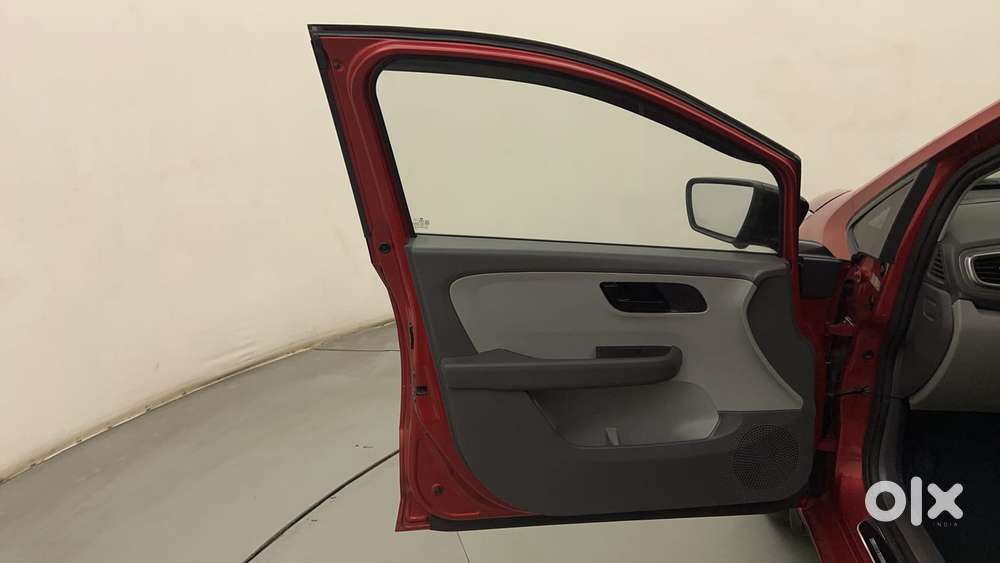 Tata Altroz 1.2 Xt, 2020, Petrol