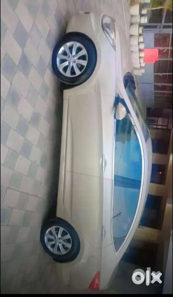 Verna Fluidic Topend 2011 Petrol Automatic