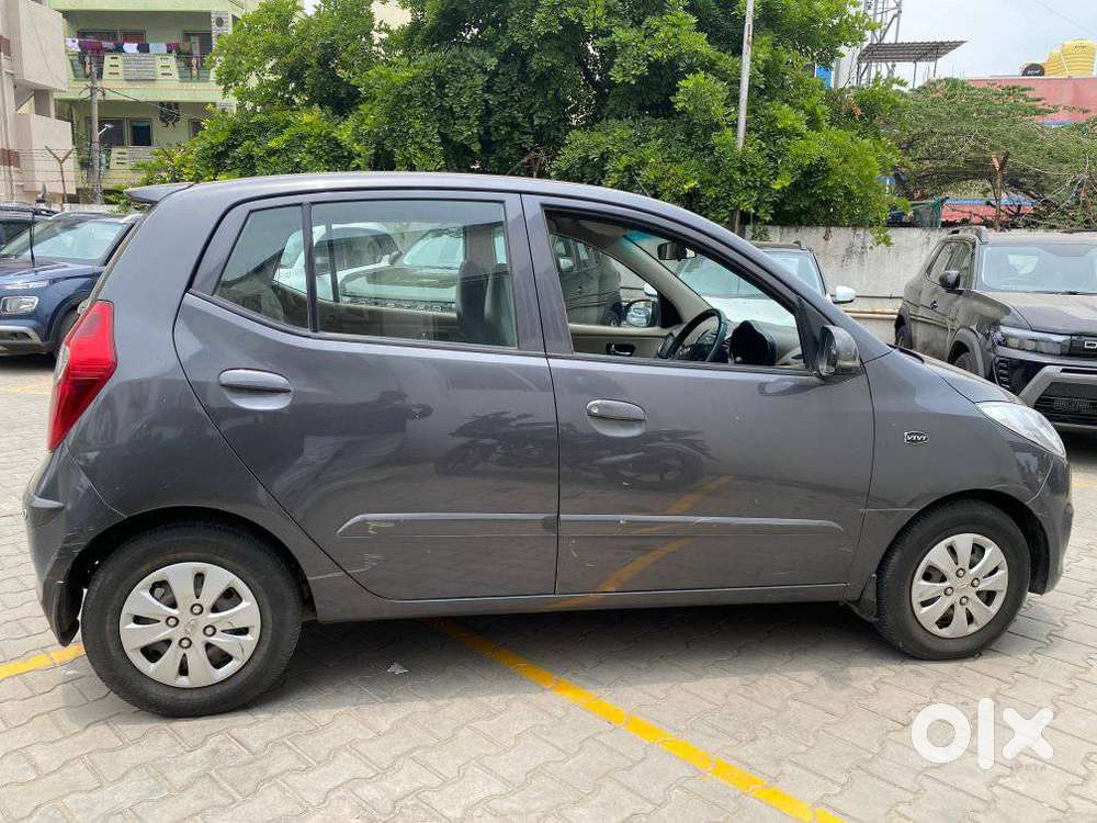 Hyundai I10 Sportz At, 2011, Petrol