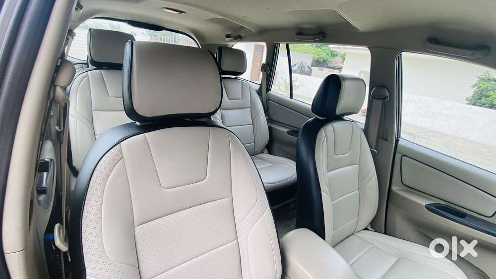 Toyota Innova 2.5 G (diesel) 7 Seater, 2014, Diesel