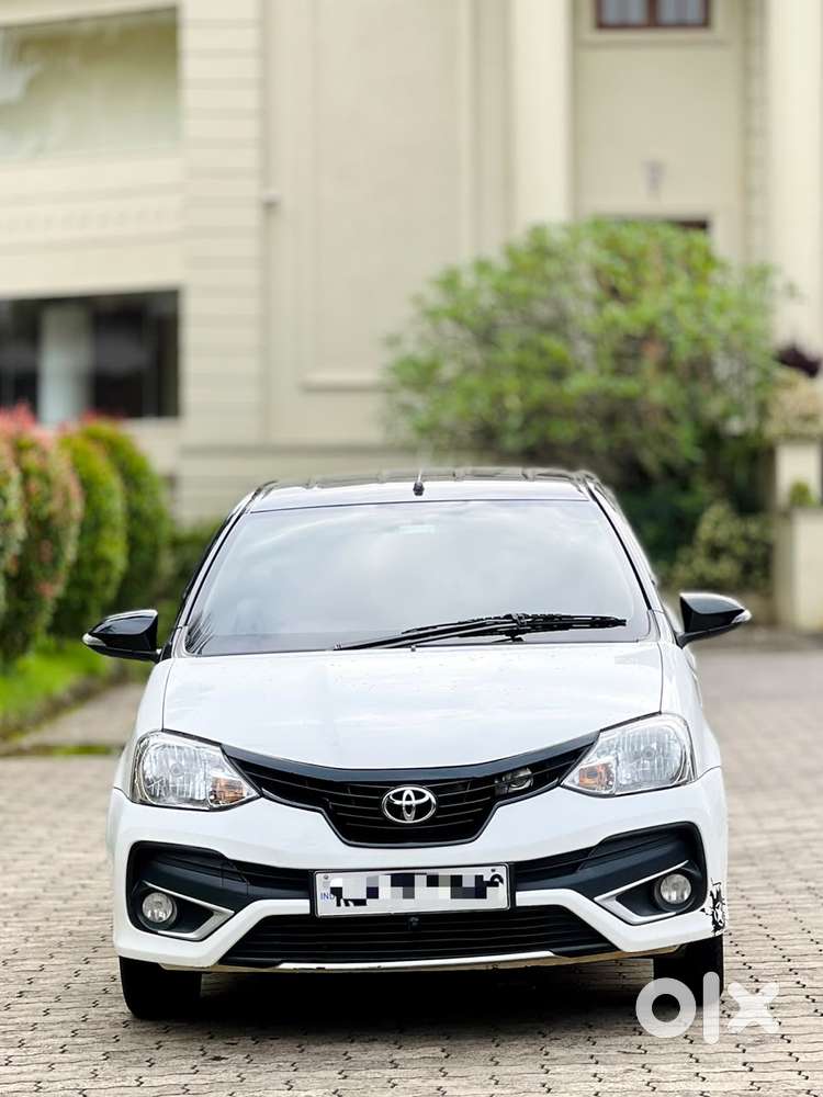 Toyota Etios Liva 1.2 V, 2018, Petrol