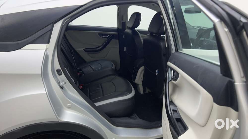 Tata Nexon 1.2 Revotron Xza Plus, 2021, Petrol