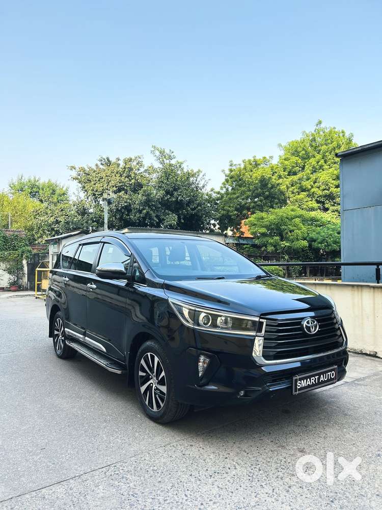 Toyota Innova Crysta [2020-ongoing] 2.4 Zx 7 Str, 2022, Diesel