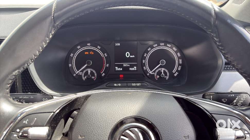 Skoda Kushaq 1.0 Tsi Ambition, 2022, Petrol