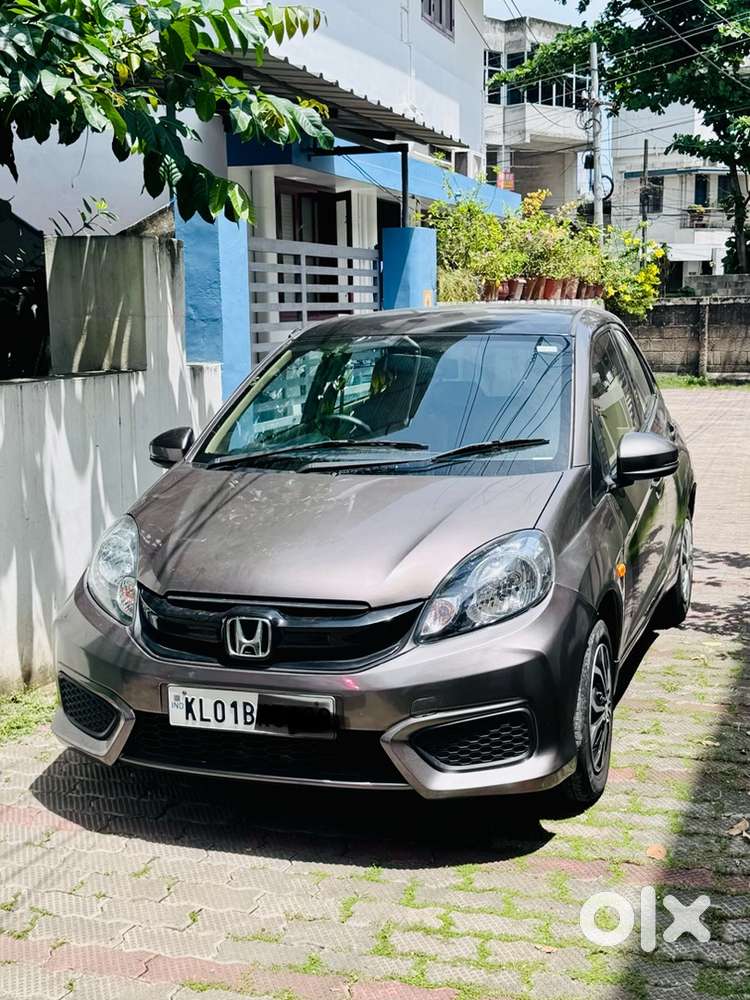 Honda Brio 2013 Petrol Well Maintained