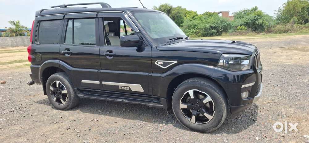 Mahindra Scorpio Classic 2.2 S 11 Mt 7 Cc, 2023, Diesel