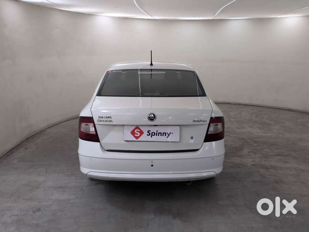 Skoda Rapid 1.0 Ambition Tsi At, 2021, Petrol