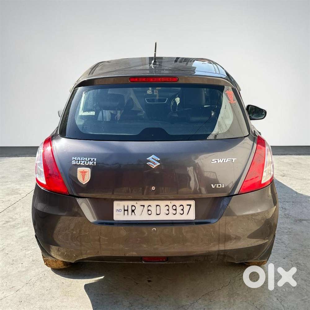 Maruti Suzuki Swift 2017 Diesel 82000 Km Driven