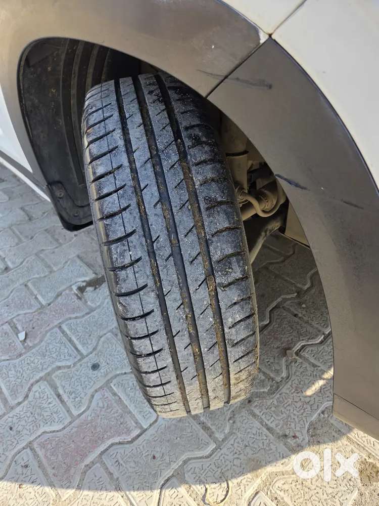 New Tyre ,new Light, 1st Pary Insurance From Hyundai